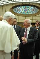 <br>CONCERTO ANNIVERSARIO V ANNO PONTIFICATO <br><br> - (Copyright L'OSSERVATORE ROMANO - Servizio Fotografico - photo@ossrom.va)