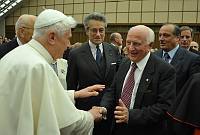 <br>CONCERTO ANNIVERSARIO V ANNO PONTIFICATO <br><br> - (Copyright L'OSSERVATORE ROMANO - Servizio Fotografico - photo@ossrom.va)