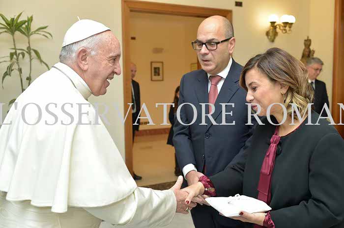 %_tempFileName00437_16112017%