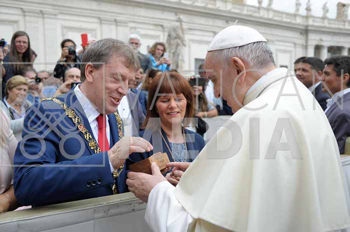 %_tempFileName162892_09052018%