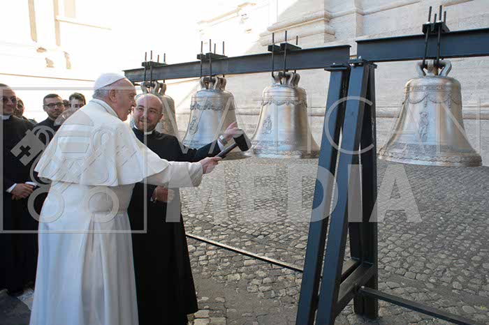 %_tempFileName00115_24102018%