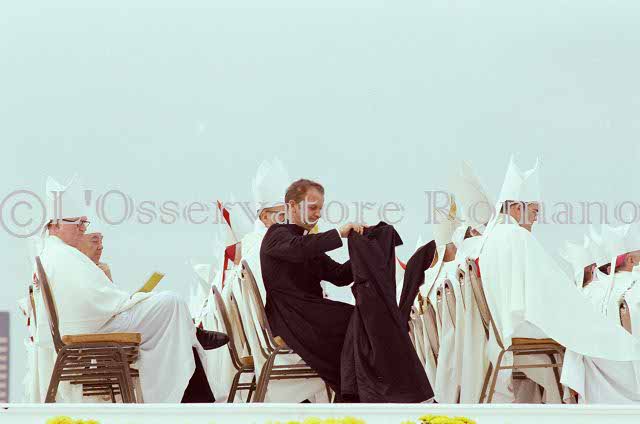 %_tempFileName02402_IRLANDA-USA1979%