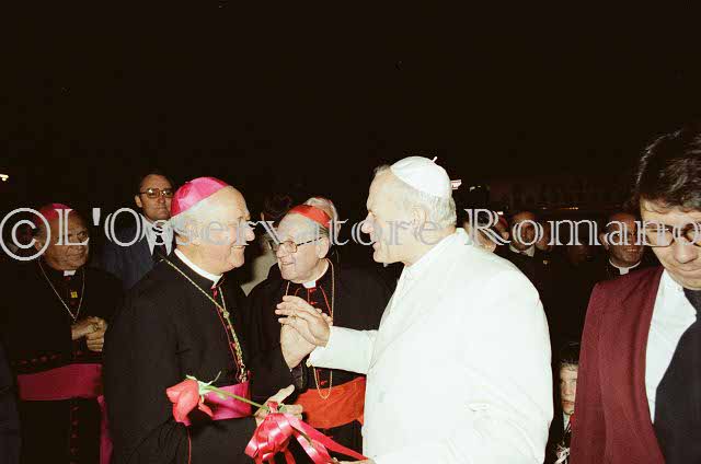 %_tempFileName02415_IRLANDA-USA1979%