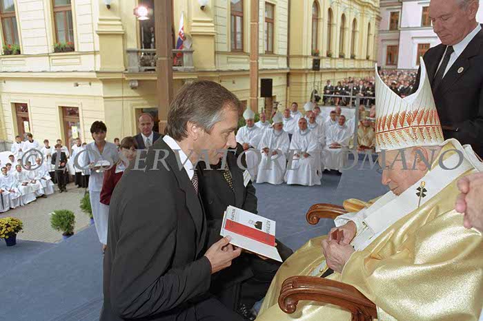 %_tempFileName00745_SLOVACCHIA2003%