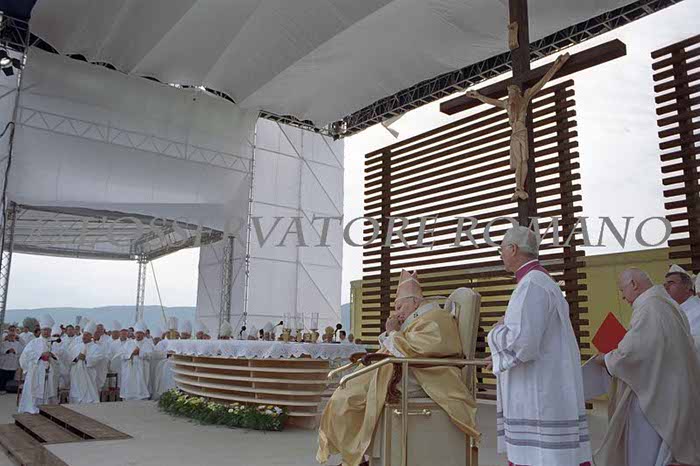 %_tempFileName01115_SLOVACCHIA2003%