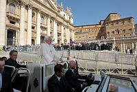 <br>UDIENZA GENERALE - 28 aprile 2010<br><br> - (Copyright L'OSSERVATORE ROMANO - Servizio Fotografico - photo@ossrom.va)