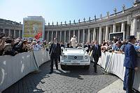 <br>UDIENZA GENERALE - 28 aprile 2010<br><br> - (Copyright L'OSSERVATORE ROMANO - Servizio Fotografico - photo@ossrom.va)