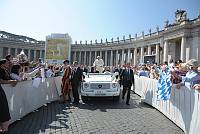 <br>UDIENZA GENERALE - 28 aprile 2010<br><br> - (Copyright L'OSSERVATORE ROMANO - Servizio Fotografico - photo@ossrom.va)