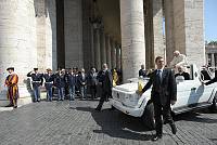 <br>UDIENZA GENERALE - 28 aprile 2010<br><br> - (Copyright L'OSSERVATORE ROMANO - Servizio Fotografico - photo@ossrom.va)