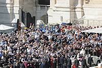 <br>UDIENZA GENERALE - 28 aprile 2010<br><br> - (Copyright L'OSSERVATORE ROMANO - Servizio Fotografico - photo@ossrom.va)