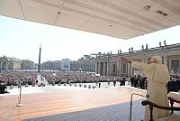 <br>UDIENZA GENERALE - 28 aprile 2010<br><br> - (Copyright L'OSSERVATORE ROMANO - Servizio Fotografico - photo@ossrom.va)