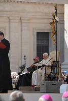 <br>UDIENZA GENERALE - 28 aprile 2010<br><br> - (Copyright L'OSSERVATORE ROMANO - Servizio Fotografico - photo@ossrom.va)