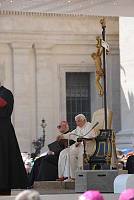 <br>UDIENZA GENERALE - 28 aprile 2010<br><br> - (Copyright L'OSSERVATORE ROMANO - Servizio Fotografico - photo@ossrom.va)