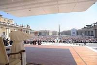 <br>UDIENZA GENERALE - 28 aprile 2010<br><br> - (Copyright L'OSSERVATORE ROMANO - Servizio Fotografico - photo@ossrom.va)