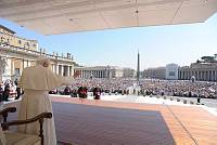 <br>UDIENZA GENERALE - 28 aprile 2010<br><br> - (Copyright L'OSSERVATORE ROMANO - Servizio Fotografico - photo@ossrom.va)