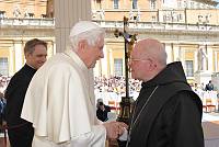 <br>UDIENZA GENERALE - 28 aprile 2010<br><br> - (Copyright L'OSSERVATORE ROMANO - Servizio Fotografico - photo@ossrom.va)