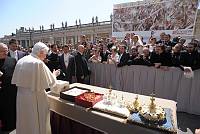 <br>UDIENZA GENERALE - 28 aprile 2010<br><br> - (Copyright L'OSSERVATORE ROMANO - Servizio Fotografico - photo@ossrom.va)