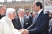 <br>UDIENZA GENERALE - 28 aprile 2010<br><br> - (Copyright L'OSSERVATORE ROMANO - Servizio Fotografico - photo@ossrom.va)