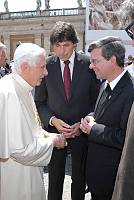 <br>UDIENZA GENERALE - 28 aprile 2010<br><br> - (Copyright L'OSSERVATORE ROMANO - Servizio Fotografico - photo@ossrom.va)