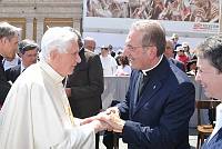<br>UDIENZA GENERALE - 28 aprile 2010<br><br> - (Copyright L'OSSERVATORE ROMANO - Servizio Fotografico - photo@ossrom.va)