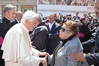 <br>UDIENZA GENERALE - 28 aprile 2010<br><br> - (Copyright L'OSSERVATORE ROMANO - Servizio Fotografico - photo@ossrom.va)