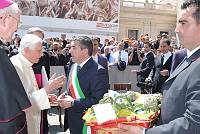 <br>UDIENZA GENERALE - 28 aprile 2010<br><br> - (Copyright L'OSSERVATORE ROMANO - Servizio Fotografico - photo@ossrom.va)