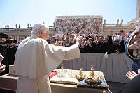 <br>UDIENZA GENERALE - 28 aprile 2010<br><br> - (Copyright L'OSSERVATORE ROMANO - Servizio Fotografico - photo@ossrom.va)