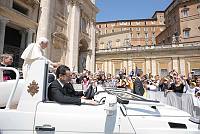 <br>UDIENZA GENERALE - 28 aprile 2010<br><br> - (Copyright L'OSSERVATORE ROMANO - Servizio Fotografico - photo@ossrom.va)