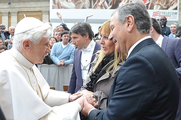 22383_14042010