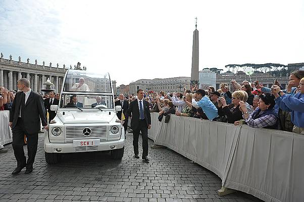 21970_14042010
