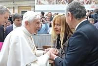 <br>Udienza Generale del 14 Aprile 2010<br><br> - (Copyright L'OSSERVATORE ROMANO - Servizio Fotografico - photo@ossrom.va)