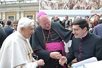 <br>Udienza Generale del 14 Aprile 2010<br><br> - (Copyright L'OSSERVATORE ROMANO - Servizio Fotografico - photo@ossrom.va)