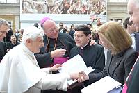 <br>Udienza Generale del 14 Aprile 2010<br><br> - (Copyright L'OSSERVATORE ROMANO - Servizio Fotografico - photo@ossrom.va)