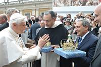 <br>Udienza Generale del 14 Aprile 2010<br><br> - (Copyright L'OSSERVATORE ROMANO - Servizio Fotografico - photo@ossrom.va)