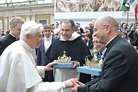 <br>Udienza Generale del 14 Aprile 2010<br><br> - (Copyright L'OSSERVATORE ROMANO - Servizio Fotografico - photo@ossrom.va)