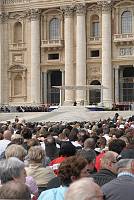 <br>Udienza Generale del 14 Aprile 2010<br><br> - (Copyright L'OSSERVATORE ROMANO - Servizio Fotografico - photo@ossrom.va)