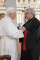 <br>Udienza Generale del 14 Aprile 2010<br><br> - (Copyright L'OSSERVATORE ROMANO - Servizio Fotografico - photo@ossrom.va)