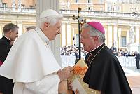 <br>Udienza Generale del 14 Aprile 2010<br><br> - (Copyright L'OSSERVATORE ROMANO - Servizio Fotografico - photo@ossrom.va)