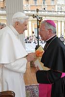 <br>Udienza Generale del 14 Aprile 2010<br><br> - (Copyright L'OSSERVATORE ROMANO - Servizio Fotografico - photo@ossrom.va)