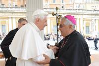 <br>Udienza Generale del 14 Aprile 2010<br><br> - (Copyright L'OSSERVATORE ROMANO - Servizio Fotografico - photo@ossrom.va)