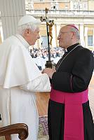 <br>Udienza Generale del 14 Aprile 2010<br><br> - (Copyright L'OSSERVATORE ROMANO - Servizio Fotografico - photo@ossrom.va)