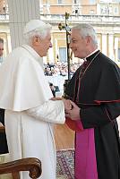 <br>Udienza Generale del 14 Aprile 2010<br><br> - (Copyright L'OSSERVATORE ROMANO - Servizio Fotografico - photo@ossrom.va)