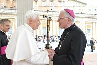 <br>Udienza Generale del 14 Aprile 2010<br><br> - (Copyright L'OSSERVATORE ROMANO - Servizio Fotografico - photo@ossrom.va)