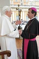 <br>Udienza Generale del 14 Aprile 2010<br><br> - (Copyright L'OSSERVATORE ROMANO - Servizio Fotografico - photo@ossrom.va)
