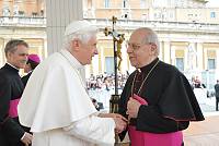 <br>Udienza Generale del 14 Aprile 2010<br><br> - (Copyright L'OSSERVATORE ROMANO - Servizio Fotografico - photo@ossrom.va)