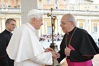 <br>Udienza Generale del 14 Aprile 2010<br><br> - (Copyright L'OSSERVATORE ROMANO - Servizio Fotografico - photo@ossrom.va)