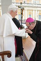 <br>Udienza Generale del 14 Aprile 2010<br><br> - (Copyright L'OSSERVATORE ROMANO - Servizio Fotografico - photo@ossrom.va)