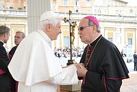 <br>Udienza Generale del 14 Aprile 2010<br><br> - (Copyright L'OSSERVATORE ROMANO - Servizio Fotografico - photo@ossrom.va)