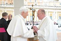 <br>Udienza Generale del 14 Aprile 2010<br><br> - (Copyright L'OSSERVATORE ROMANO - Servizio Fotografico - photo@ossrom.va)