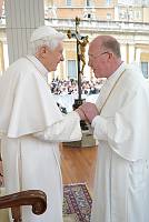<br>Udienza Generale del 14 Aprile 2010<br><br> - (Copyright L'OSSERVATORE ROMANO - Servizio Fotografico - photo@ossrom.va)